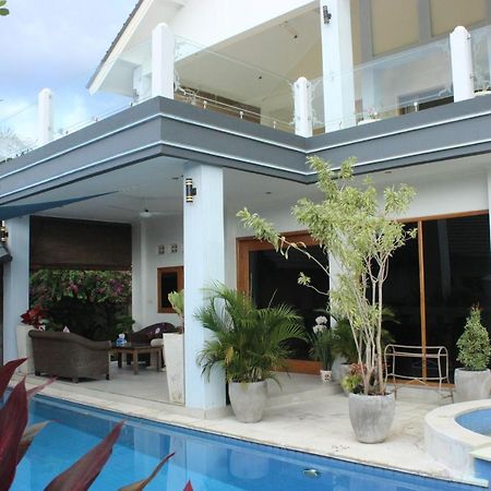 Kartika Villas Lovina Exteriör bild
