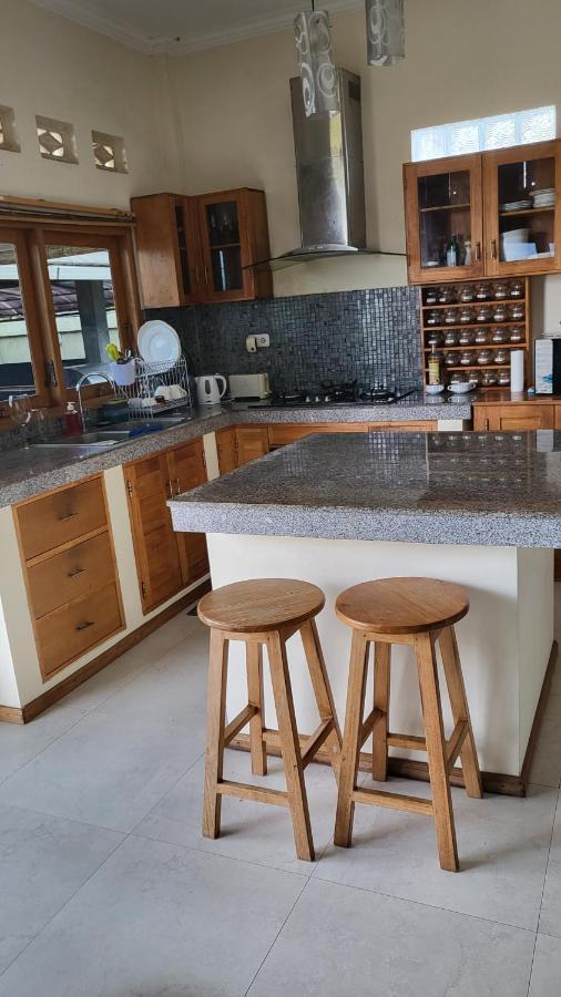 Kartika Villas Lovina Exteriör bild